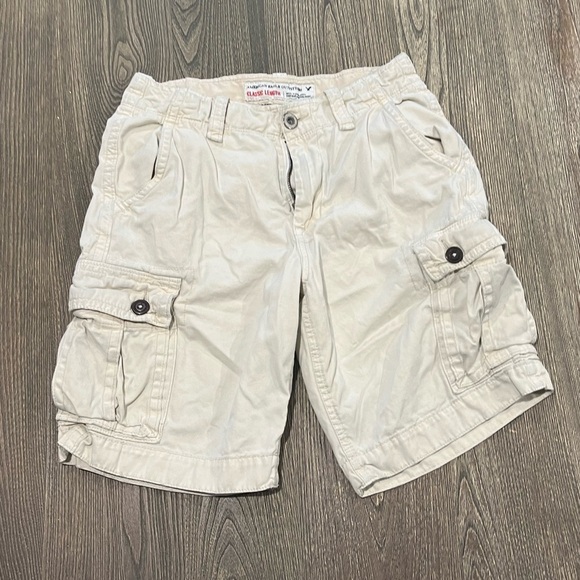 American Eagle Outfitters Mens Cargo Shorts Classic Length Mid Rise Cream Sz 30 - Picture 1 of 7